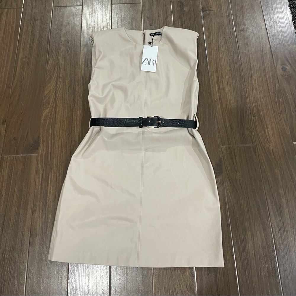 Zara blogger faux leather dress - Picture 1 of 5